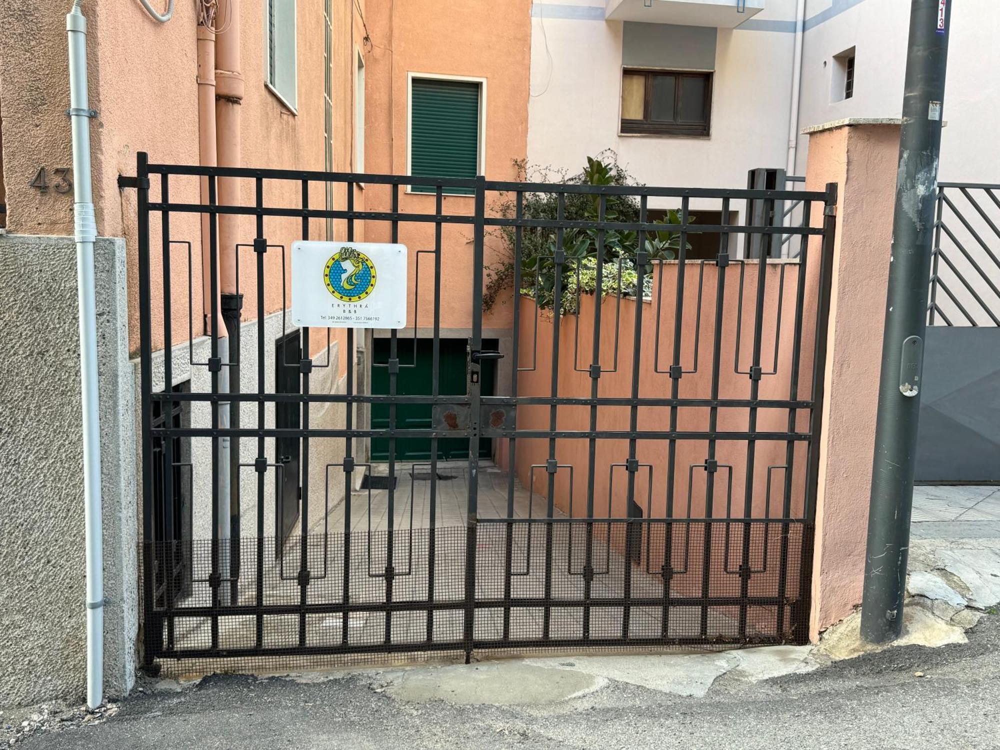 Erythra Bed And Breakfast Reggio di Calabria Zewnętrze zdjęcie